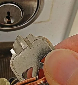 Llave rota en cerradura