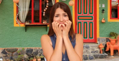 me quedé por fuera de mi casa qué hago